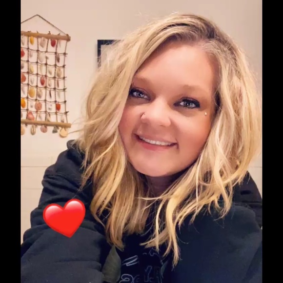 Meet your Posher, Jackie - Picture 1 of 1